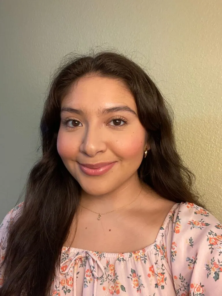 Headshot of Sophia Romero, 2023 summer marketing intern for Apex Fintech Solutions.